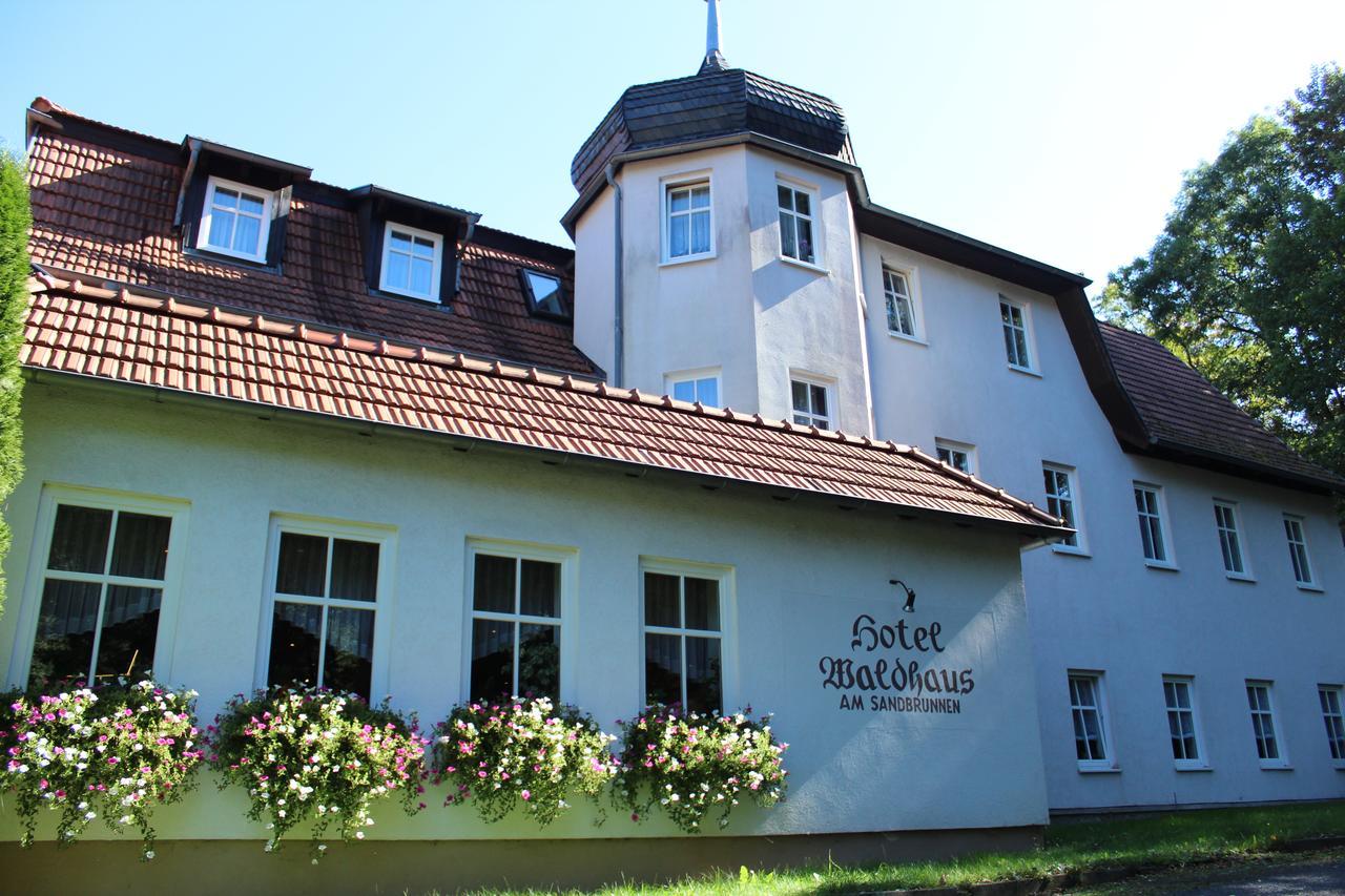 Hotel Waldhaus Romhild Eksteriør billede